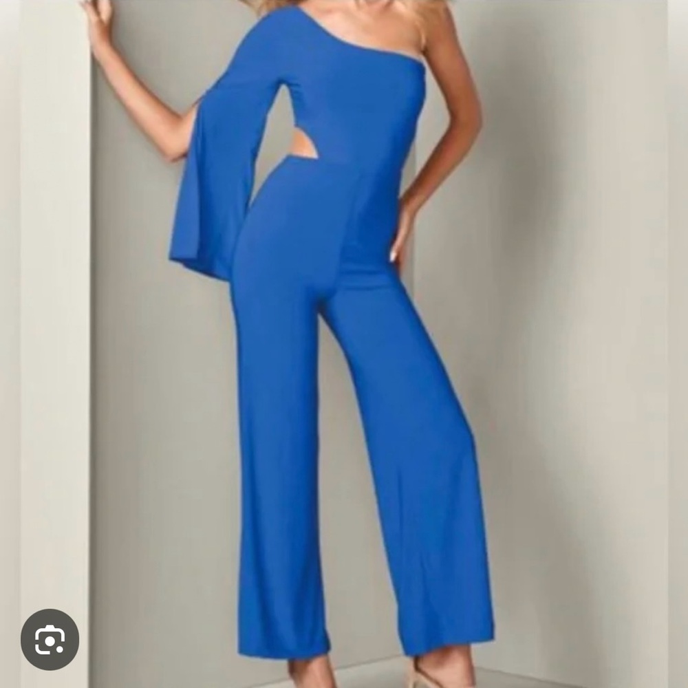 Super Fun Blue One-Shoulder Jumpsuit